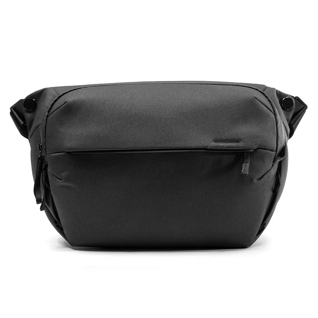 Peak Design Everyday Sling — manufacturer gallery