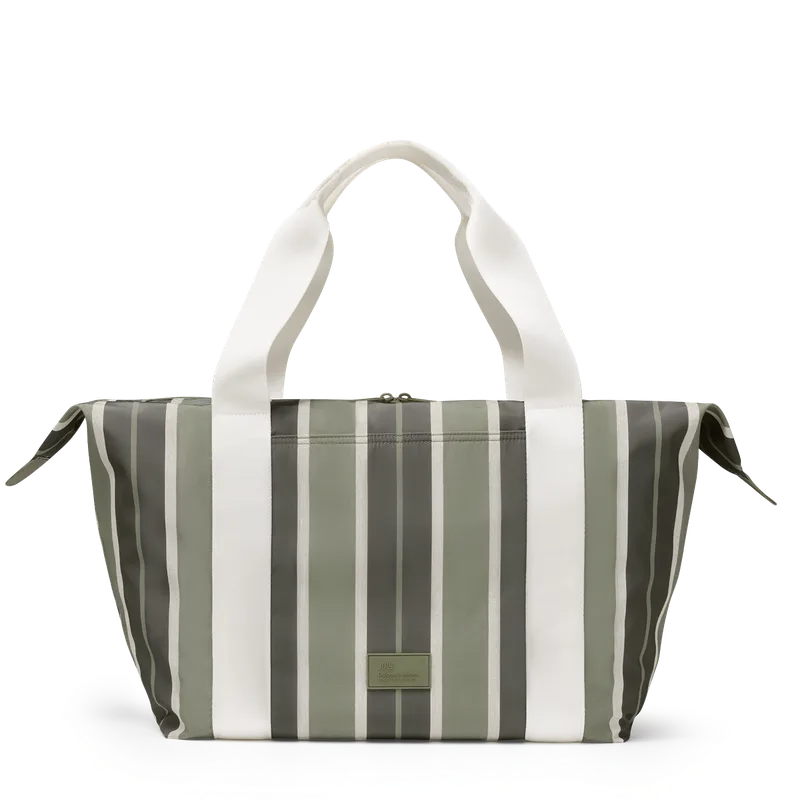 July Everyday Vacation Tote — manufacturer gallery