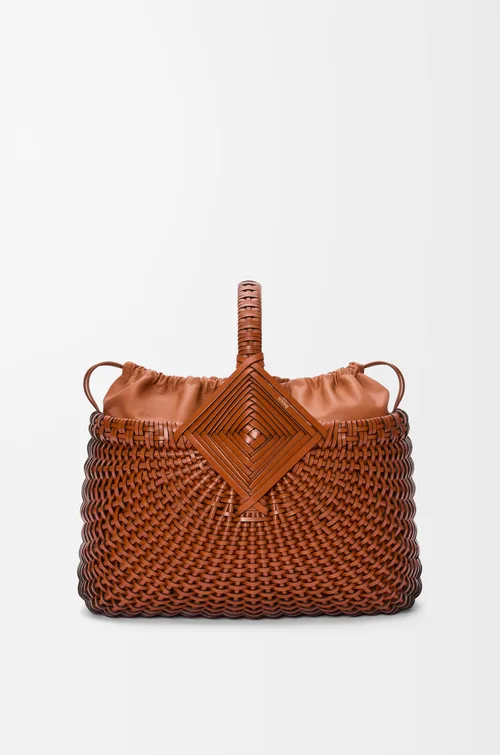 LOEWE Diamond Square Basket in calfskin — manufacturer gallery
