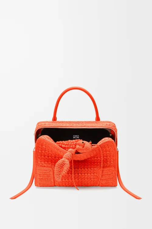 LOEWE Medium Amazona 180 Lazy Crab bag in raffia crochet — manufacturer gallery