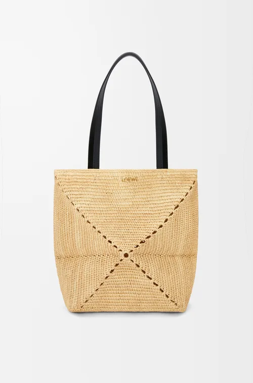LOEWE Medium Puzzle Fold tote in raffia — manufacturer gallery