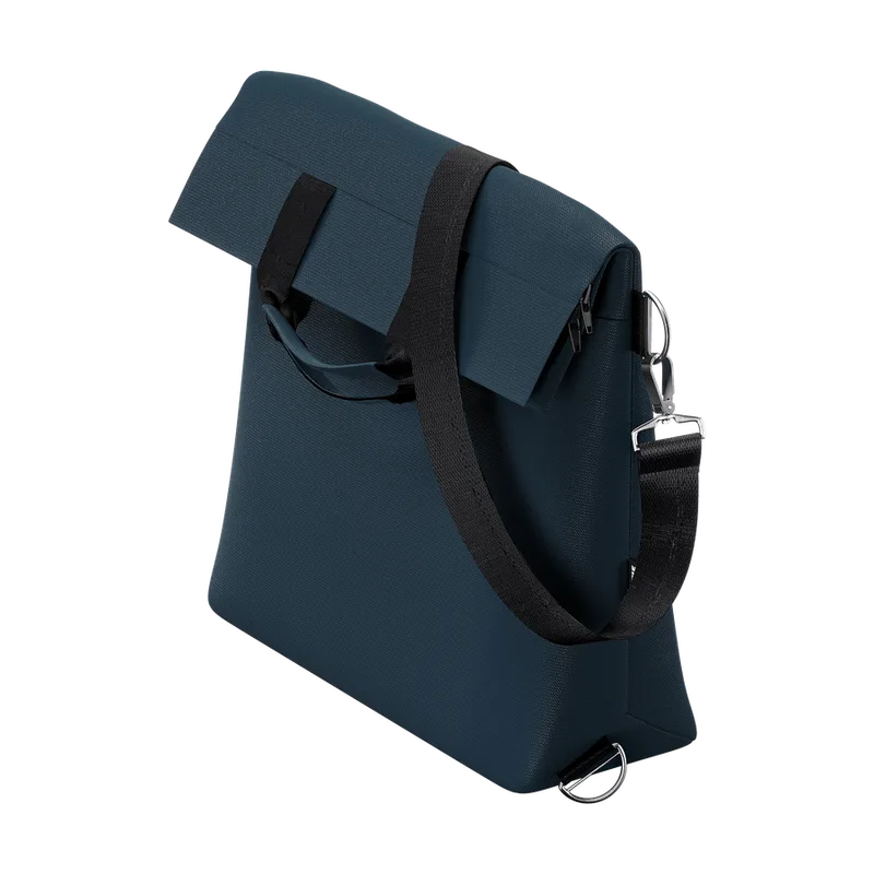 Thule changing bag — manufacturer gallery