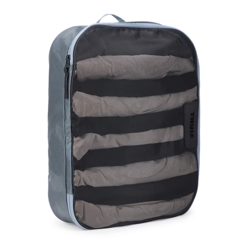 Thule packing cube large — manufacturer gallery