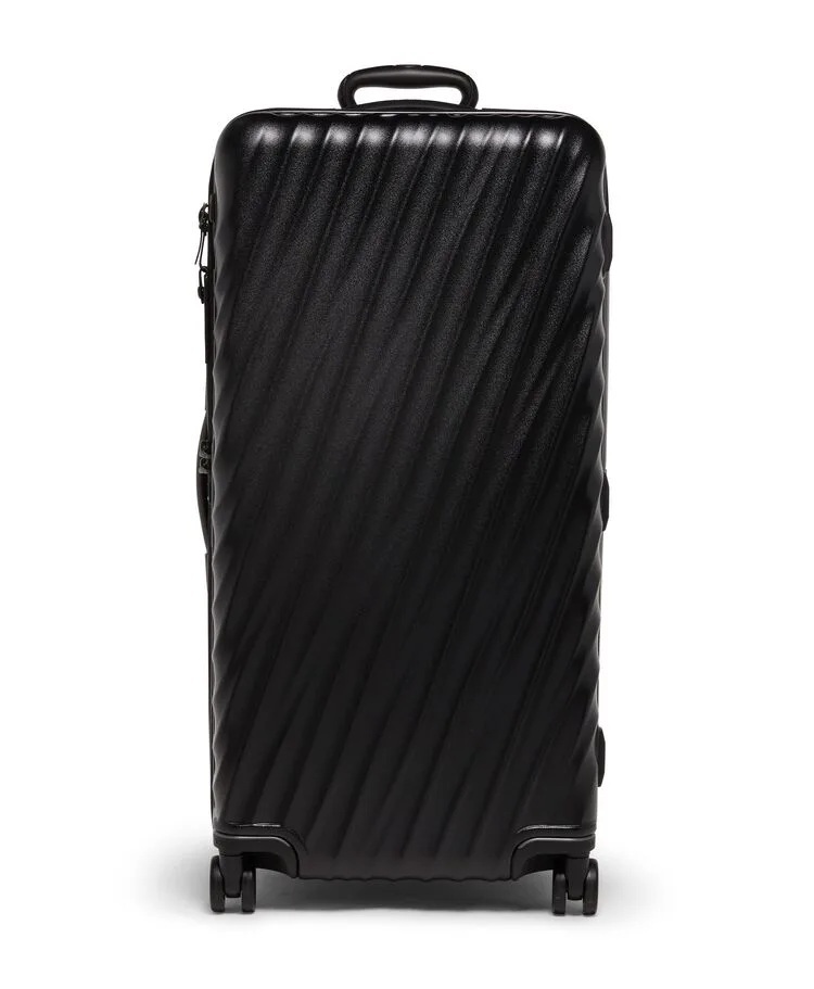TUMI 19 DEGREE ラージ・ローリング・トランク — manufacturer gallery