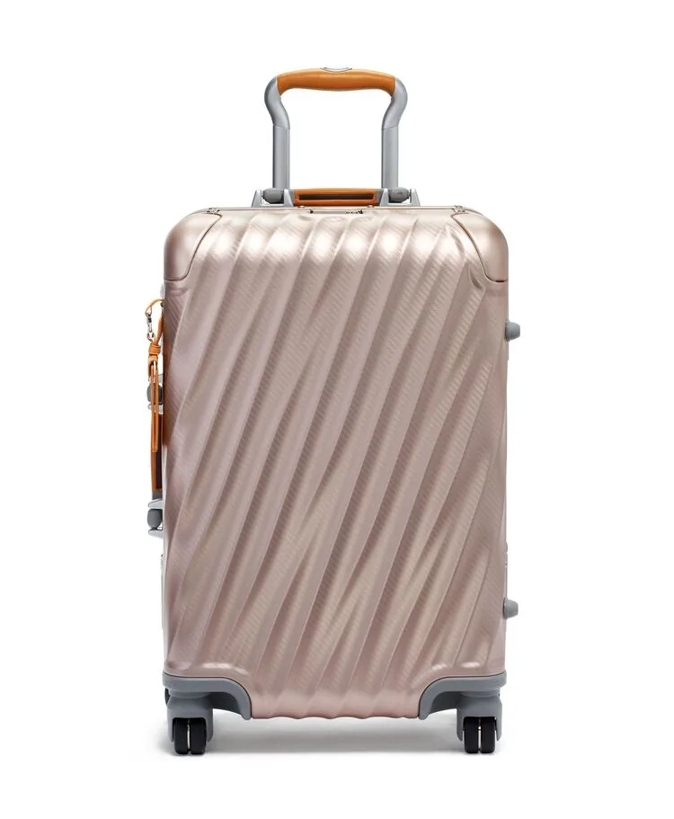 TUMI 19 DEGREE ALUMINUM インターナショナル・キャリーオン — manufacturer gallery