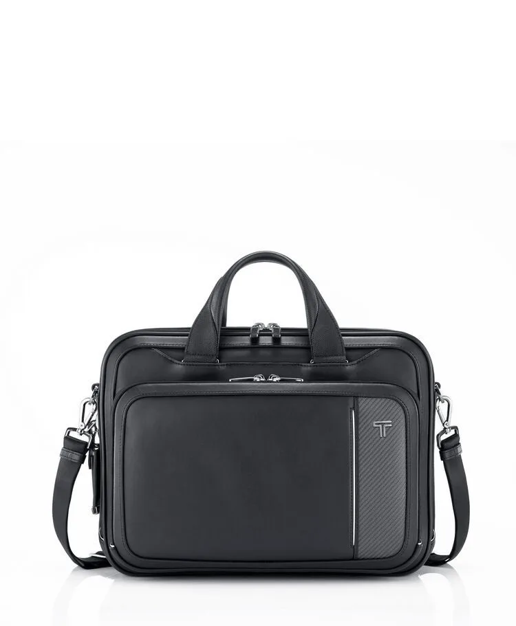 TUMI ARRIVÉ「サドラー」ラージ・ブリーフ — manufacturer gallery