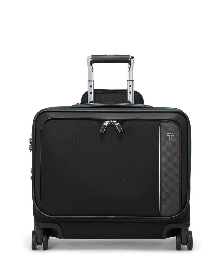 TUMI ARRIVE' コンパクト・4ウィール・ブリーフ — manufacturer gallery