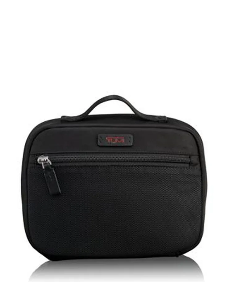 TUMI TRAVEL ACCESSORY アクセサリー・ポーチ・ラージ — manufacturer gallery