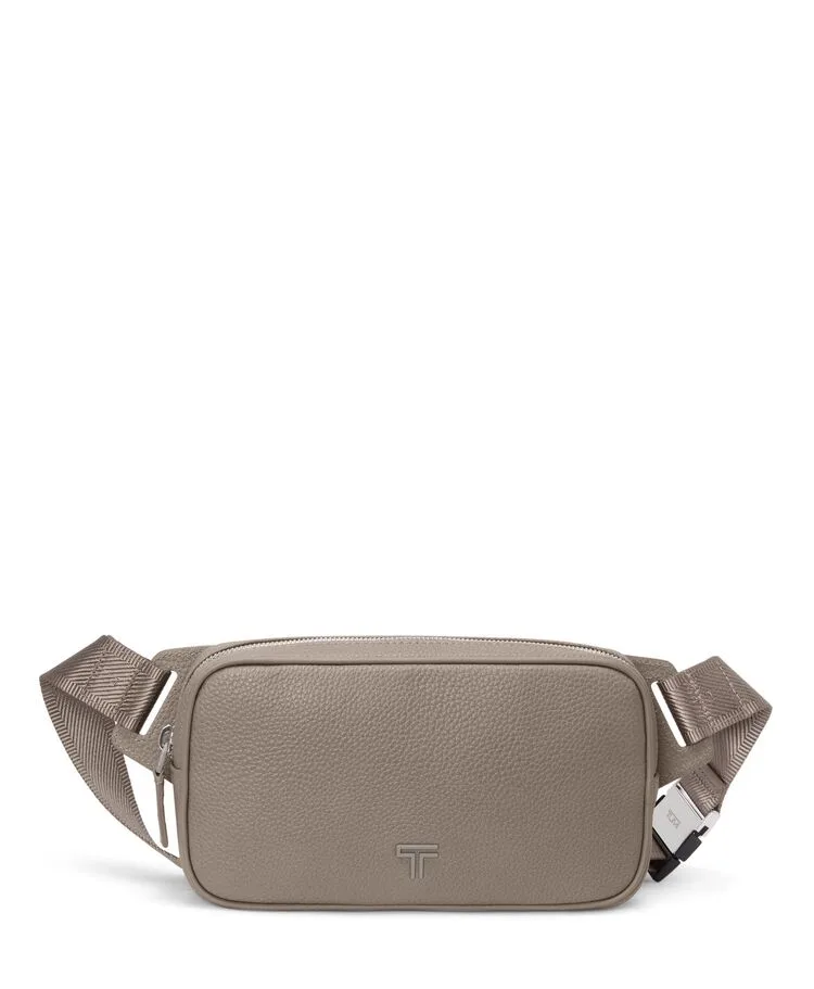 TUMI TURIN 「ニコロ」スリング — manufacturer gallery