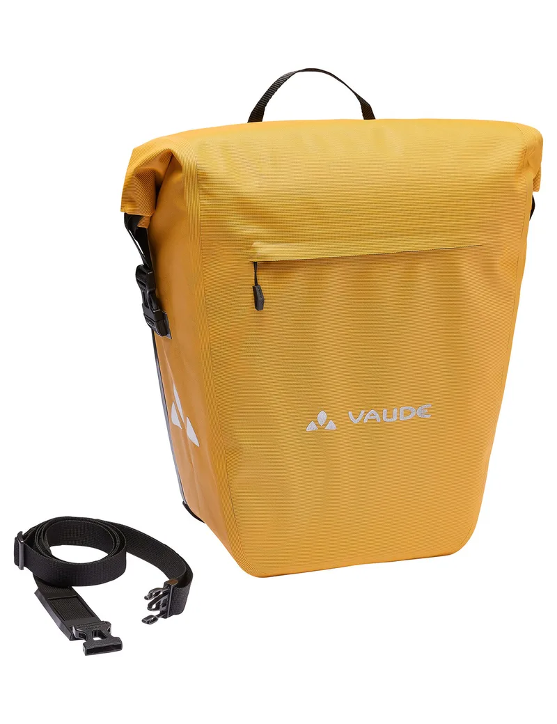 VAUDE Proof Back UL bike bag — manufacturer gallery