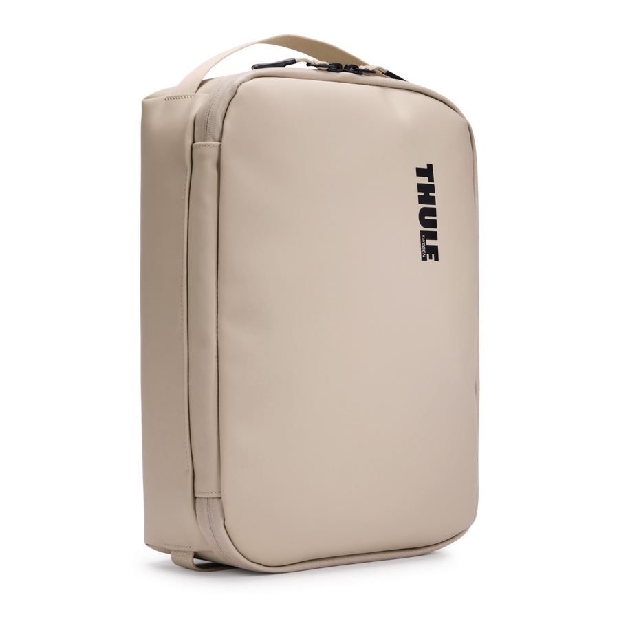 Thule Chasm medium gear cube 11L — manufacturer gallery