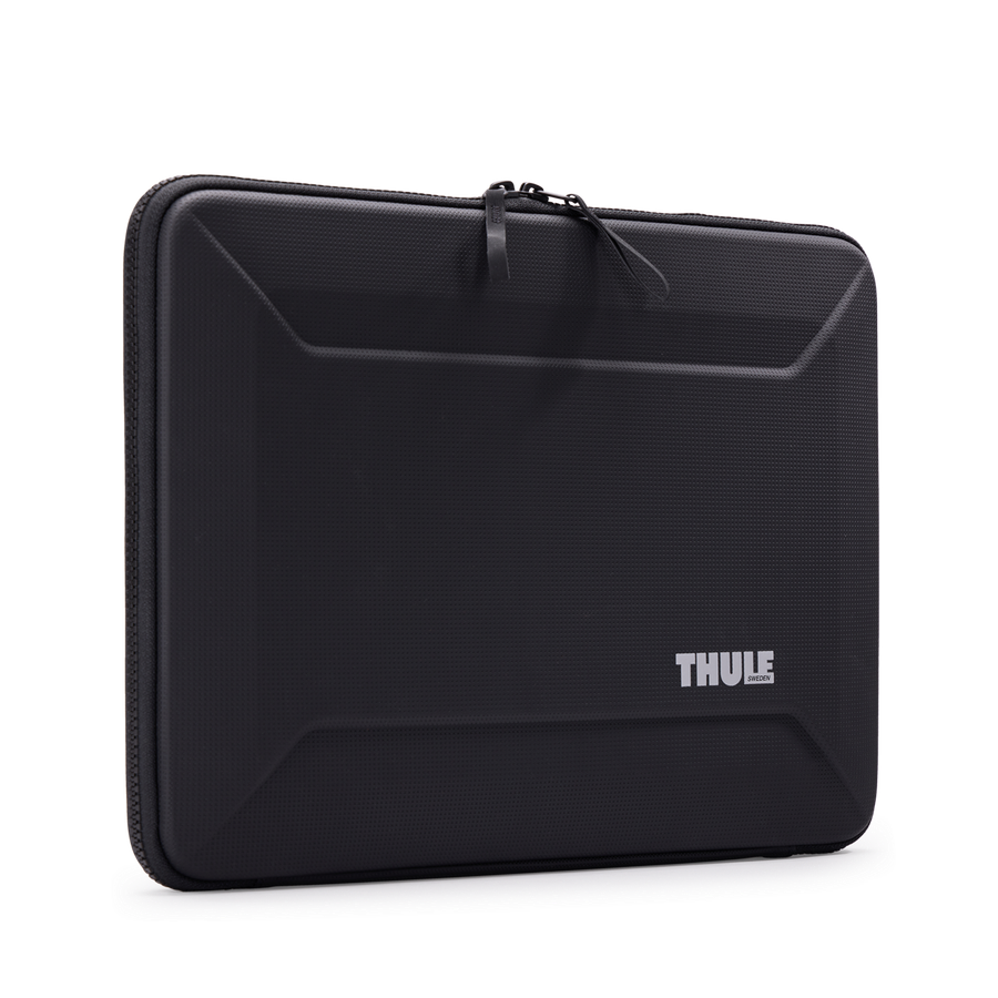 Thule Gauntlet MacBook Pro® sleeve 16" — manufacturer gallery